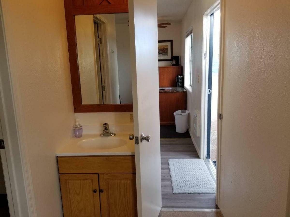 072A Affordable Getaway Near South Rim Sleeps 4- No Kitchenette Villa Valle Exteriör bild